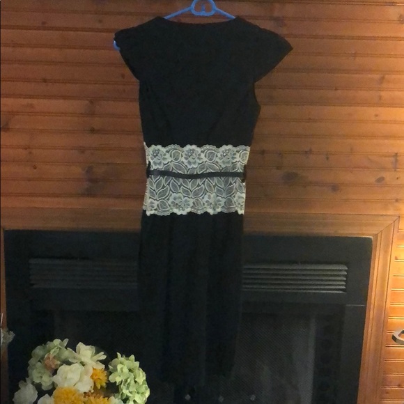 Slimming Beautiful Black Dress - Picture 4 of 8